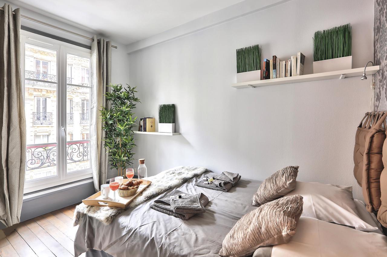Best Deal Eiffel Tower Париж Екстер'єр фото