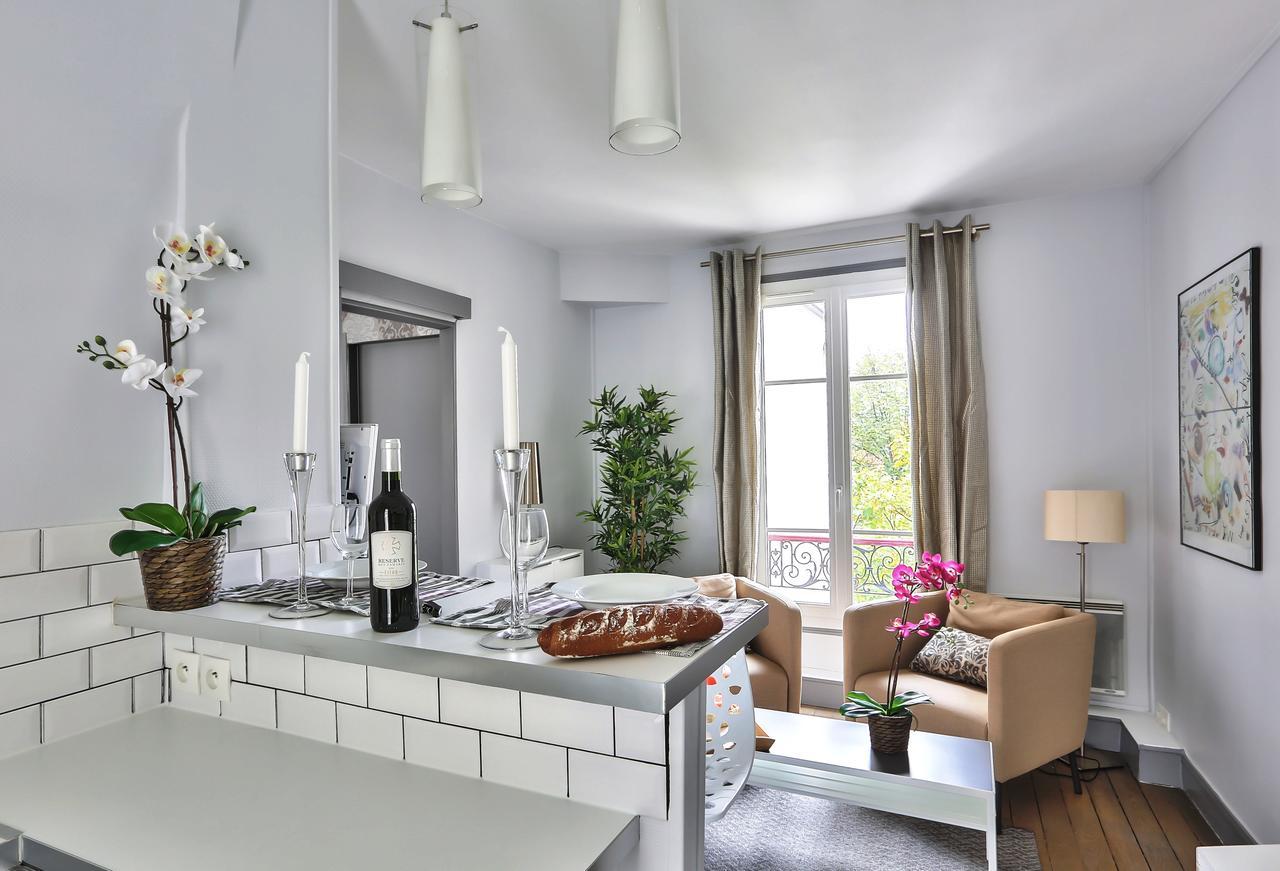 Best Deal Eiffel Tower Париж Екстер'єр фото